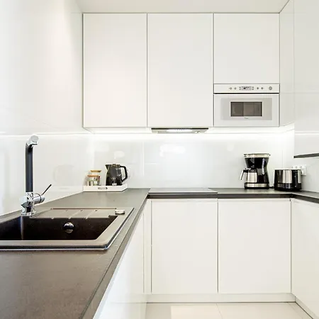 Gardenia Seaside 2 With Sea View By Renters 公寓