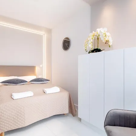 Gardenia Seaside 2 With Sea View By Renters Daire